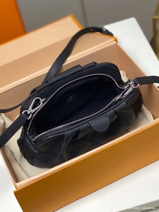 Official oldcobbler VUITTON SCALA LOUIS POUCH MINI 0805